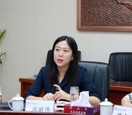 冯校讲话.JPG