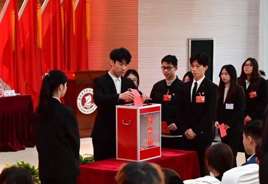 投票过程.jpg
