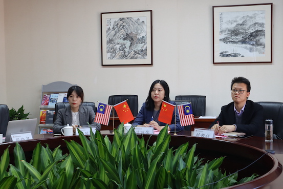 1635731003375478.jpg 1.会议现场.JPG
